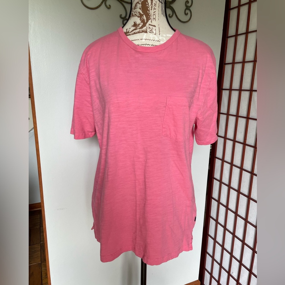 GAP Pocket Pink T-Shirt, Size M
